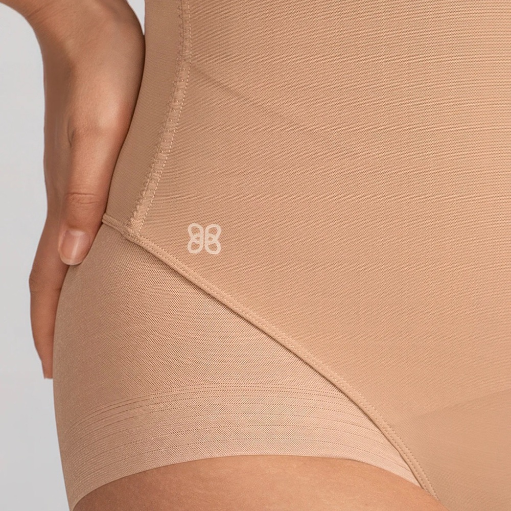 Honeylove High-Waisted SuperPower Brief size XL, sand color - Picture 4 of 9